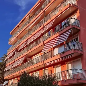 3* Aparthotel Laura